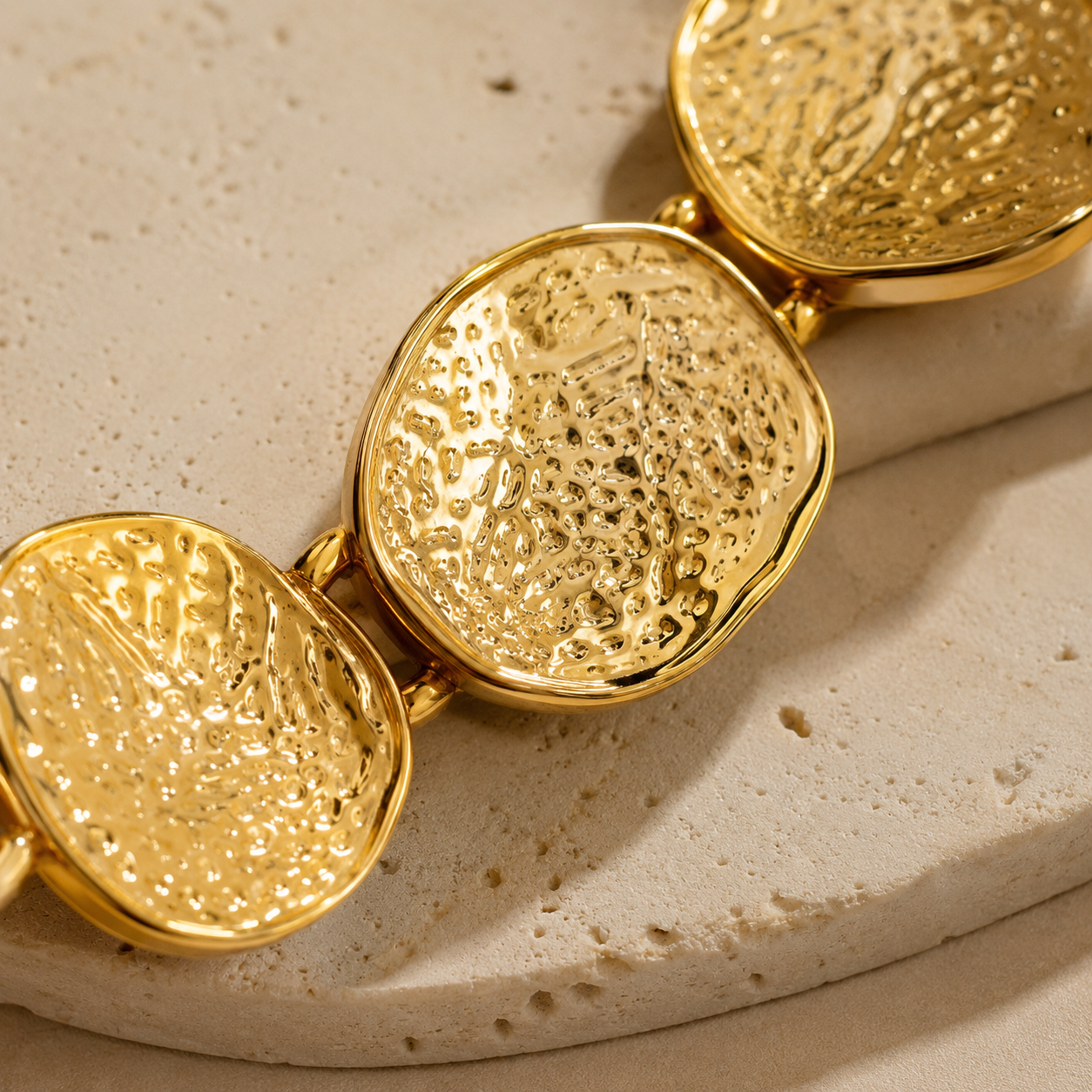 Hammered Disc Stretch Bracelet