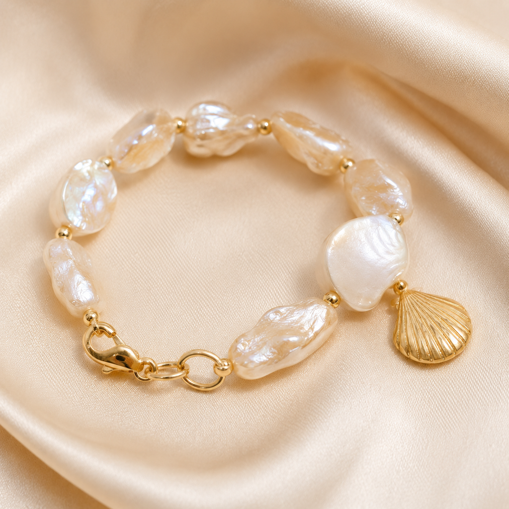 Seaside Shell Charm Bracelet