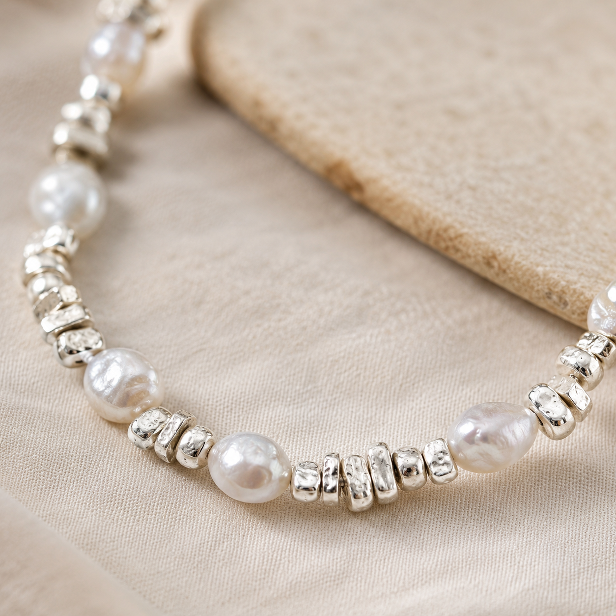 Baroque Pearl Beaded Choker Necklace